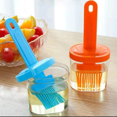 2 PCS TRANSPARENT COOKING OIL BOTTLE OIL WITH SILLICON BRUSH FOR KITCHEN COOKING (FREE CASH ON DELIVERY )