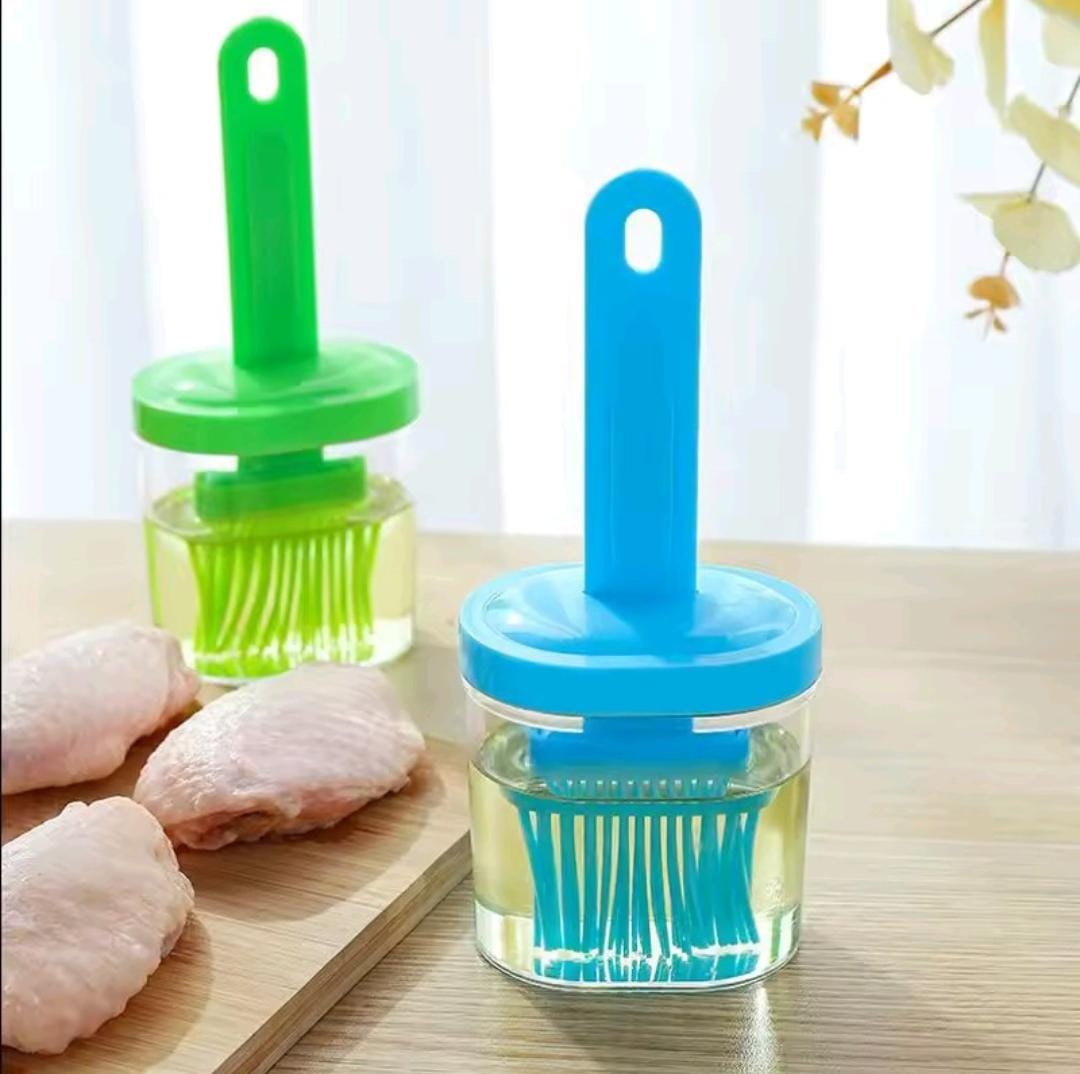 2 PCS TRANSPARENT COOKING OIL BOTTLE OIL WITH SILLICON BRUSH FOR KITCHEN COOKING (FREE CASH ON DELIVERY )