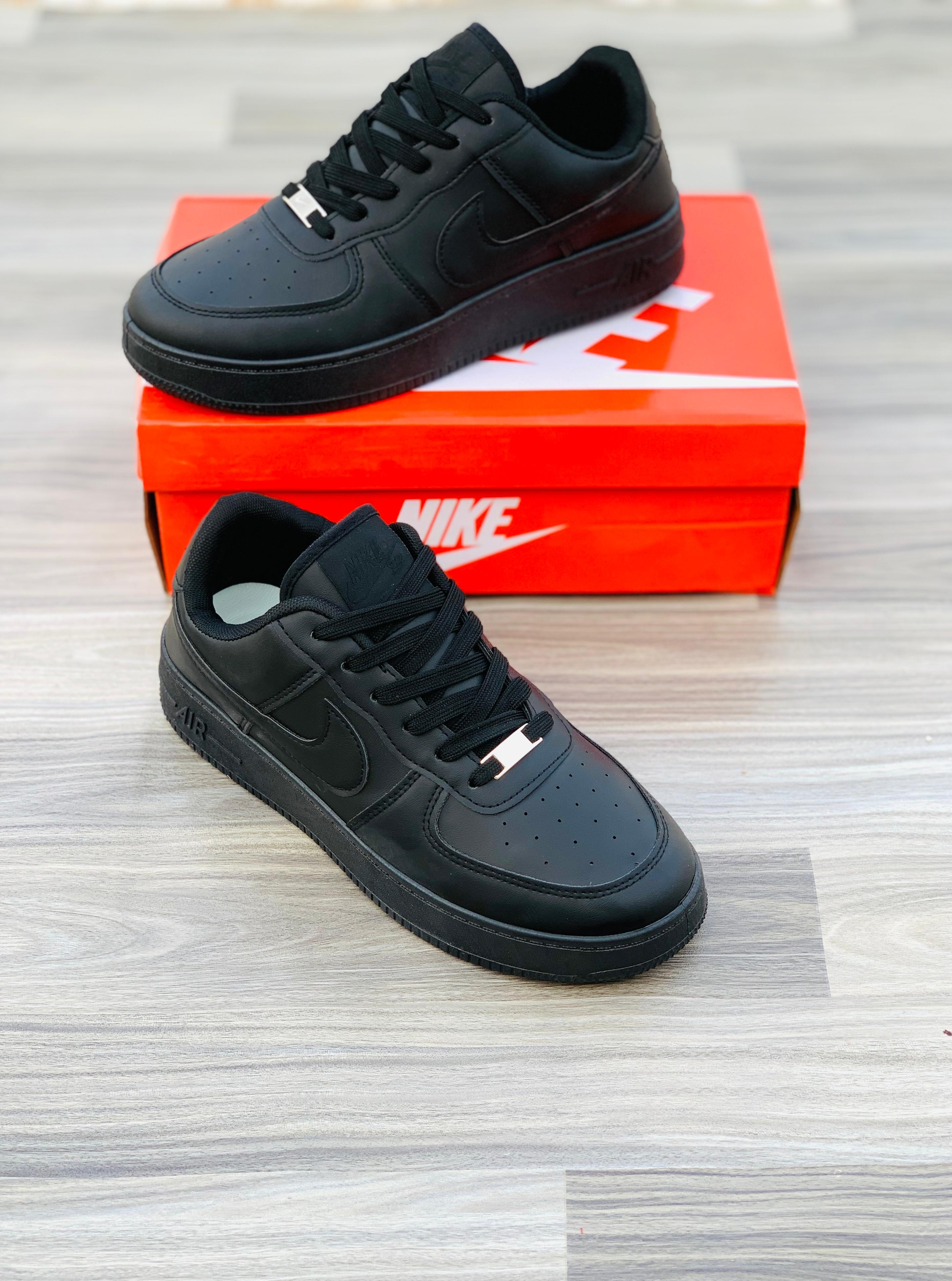 Nike Air Force 1 Men’s best Casual Low-Top Sneakers – Many Diffrent Colors Streetwear Style